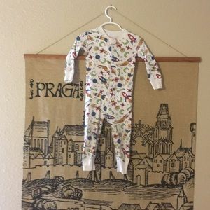 Hanna Andersson 100% cotton zip front romper